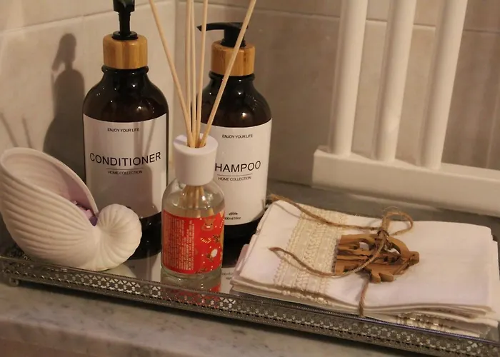 La Porta Sui Monti Di Luna Lejlighed Carrara