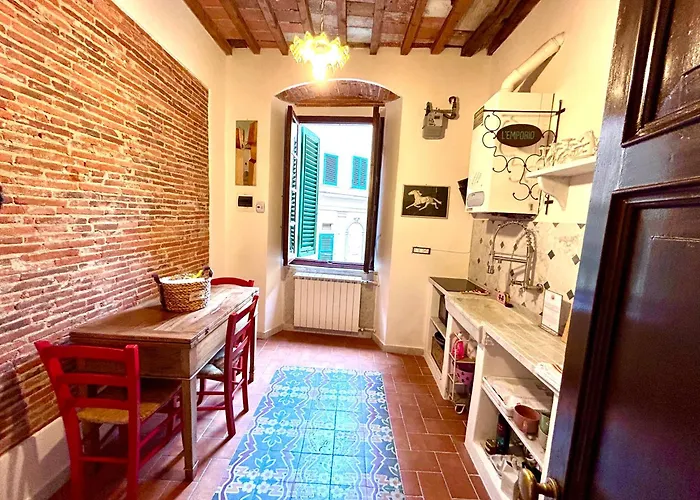 La Porta Sui Monti Di Luna Lejlighed